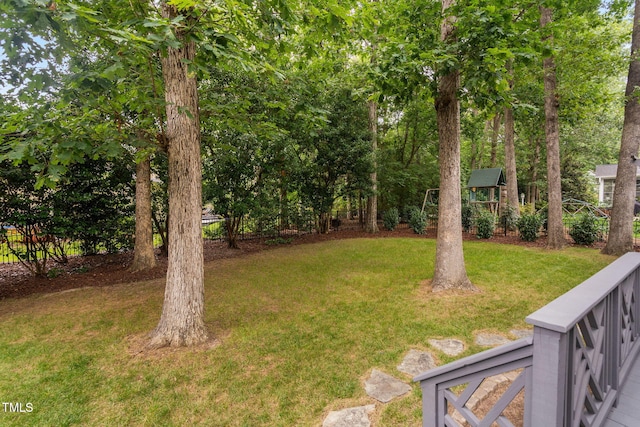 202 Stoneleigh Dr, Cary, NC 27511 - view of green lawn