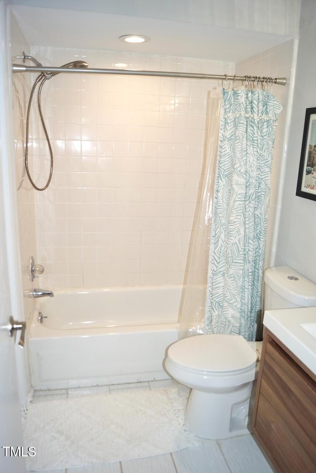 80 Stoneridge Rd, Durham, NC 27705 - bathroom featuring shower / bath combo, vanity, and recessed lighting