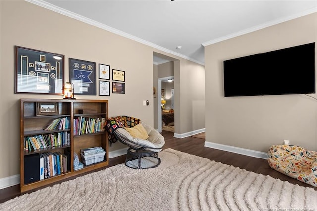 588 Heritage Farm Rd, Carthage, NC 28327 - sitting room with wood finished floors and crown molding