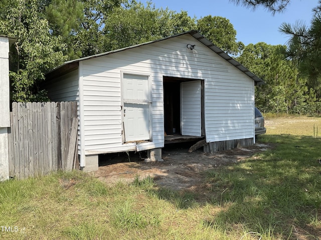 269 Beagle Run Ln, Aberdeen, NC 28315 - view of shed