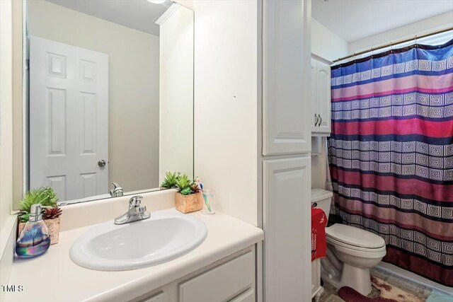 6001 Winged Willet Ct, Wendell, NC 27591 - full bathroom featuring vanity and a shower with curtain