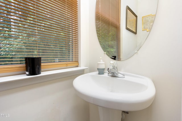 320 Gilman Ln Unit 106, Raleigh, NC 27610 - bathroom featuring a sink