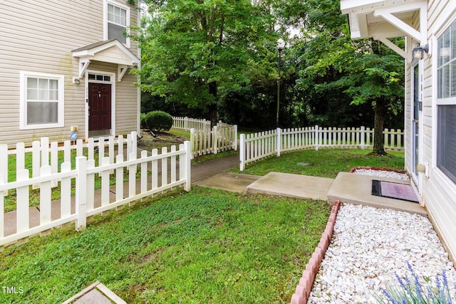 320 Gilman Ln Unit 106, Raleigh, NC 27610 - view of yard