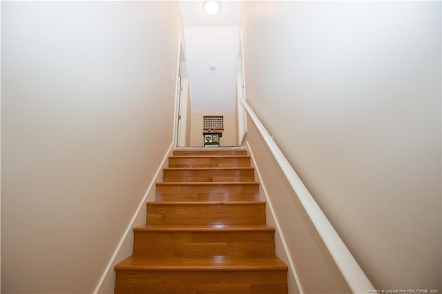957 Blackeyed Susan Pl, Vass, NC 28394 - view of stairway