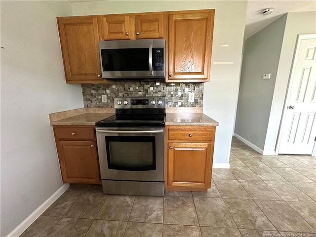 554 Lenoir Dr, Spring Lake, NC 28390 - photo 8