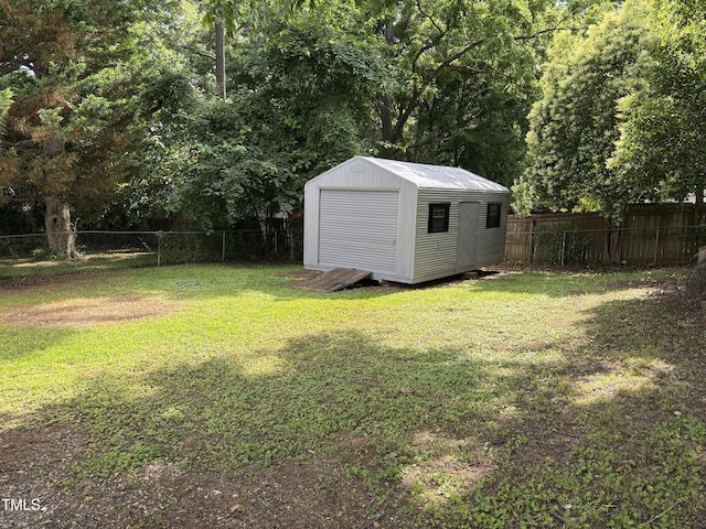 510 N St, Graham, NC 27253 - fenced backyard with a shed