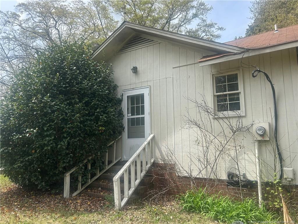1580 Arthur Rd, Red Springs, NC 28377 - view of side of property