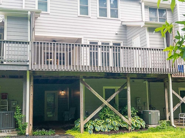 5500 Fortunes Ridge Dr Unit 94C, Durham, NC 27713 - rear view of house with a deck