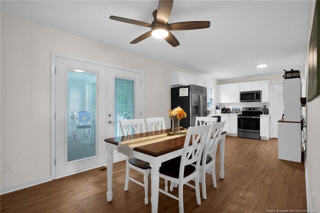 262 Shads Ford Blvd, Fayetteville, NC 28314 - dining room with wood finished floors and a ceiling fan
