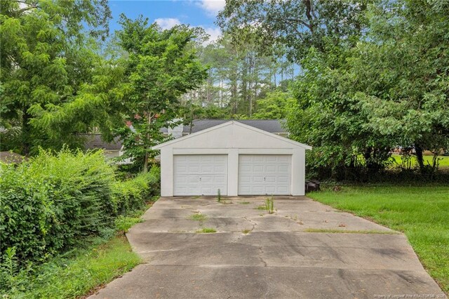 262 Shads Ford Blvd, Fayetteville, NC 28314 - view of detached garage
