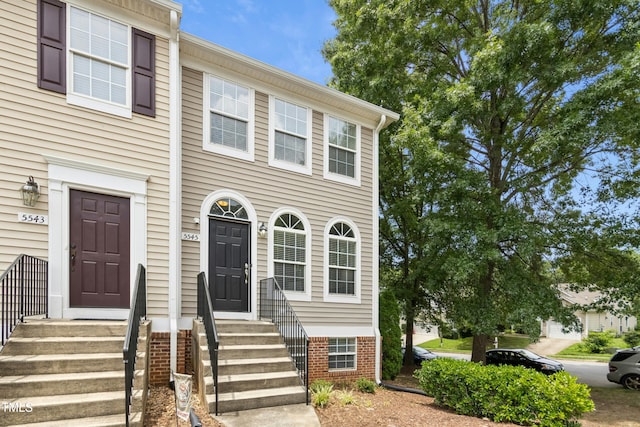 5545 Crabtree Park Ct, Raleigh, NC 27612 - multi unit property featuring entry steps