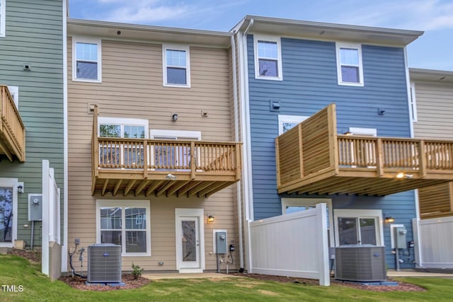2735 Hunter Woods Dr # 571, Apex, NC 27502 - back of house with a balcony