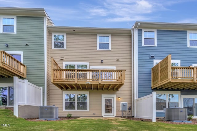 2735 Hunter Woods Dr # 571, Apex, NC 27502 - rear view of property
