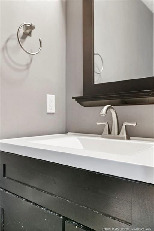 6405 Riegelwood St, Fayetteville, NC 28314 - bathroom with vanity