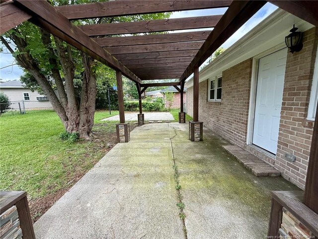 829 Dandridge Dr, Fayetteville, NC 28303 - photo 7