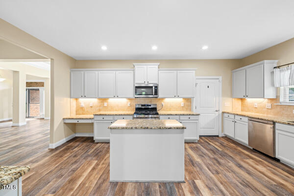 328 Bryerstone Dr, Willow Springs, NC 27592 - photo 2