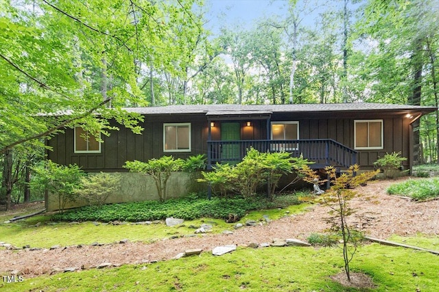 1403 Meadow Ln, Chapel Hill, NC 27516 - single story home featuring board and batten siding