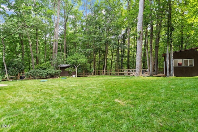 1403 Meadow Ln, Chapel Hill, NC 27516 - view of yard with a storage unit
