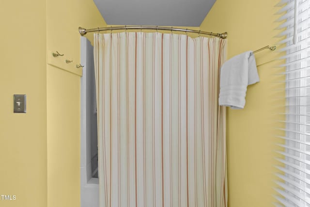 308 Trappers Sack Rd, Cary, NC 27513 - full bathroom featuring a shower with shower curtain