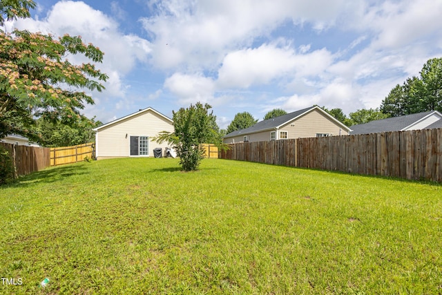 418 Lodestone Dr, Durham, NC 27703 - view of fenced backyard