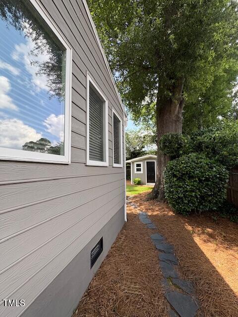 627 New Rd, Raleigh, NC 27608 - view of home's exterior