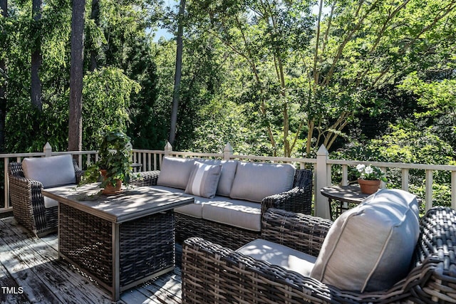 815 Marlowe Rd Unit 10, Raleigh, NC 27609 - deck with an outdoor hangout area