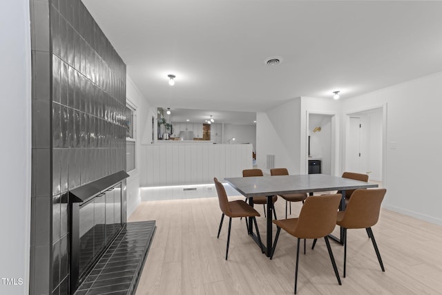 4812 Latimer Rd, Raleigh, NC 27609 - dining space with light wood-type flooring and ornamental molding