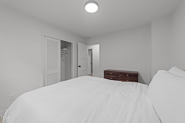 4812 Latimer Rd, Raleigh, NC 27609 - bedroom with a closet