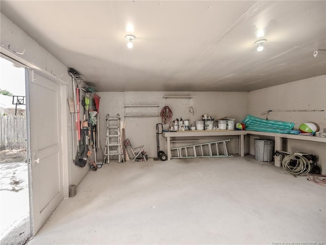 1554 Locklear Rd, Pembroke, NC 28372 - view of garage