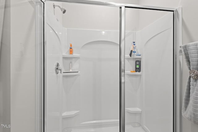 2730 Spring Valley Dr, Creedmoor, NC 27522 - full bath with a shower stall
