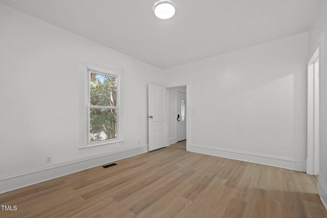 347 W Trade St, Burlington, NC 27217 - photo 17