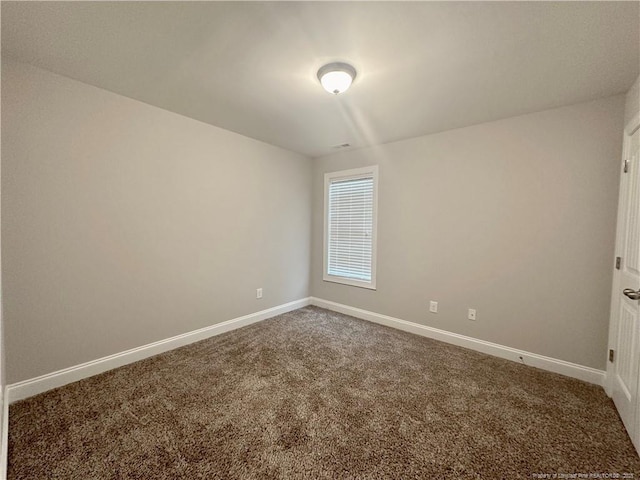 3014 Eaglecrest Ln, Fayetteville, NC 28306 - unfurnished room with carpet flooring and baseboards