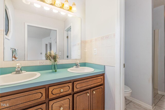 2312 Buckstone Ct, Fuquay Varina, NC 27526 - full bath featuring double vanity and toilet