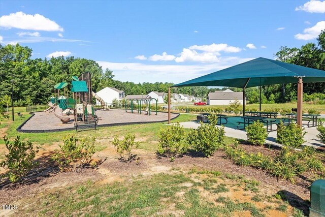 418 Ivy Bank Dr, Angier, NC 27501 - photo 28