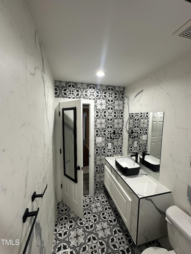 5809 Iris Lake Ct, Raleigh, NC 27604 - bathroom with toilet and vanity