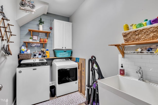 71 Smithsanders Ct, Smithfield, NC 27577 - washroom featuring cabinet space and independent washer and dryer