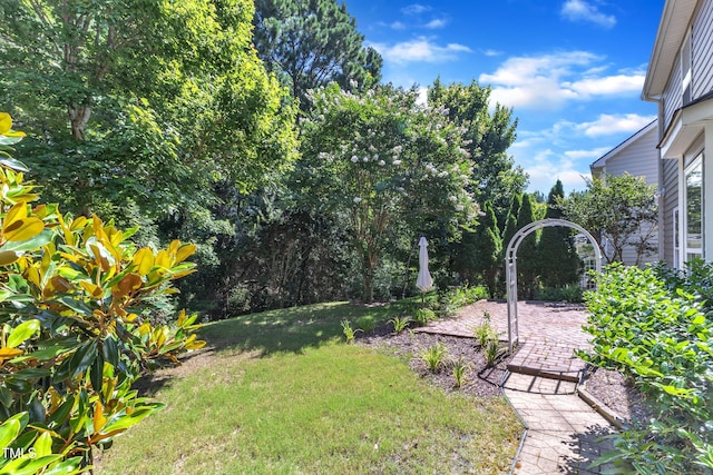 413 Westfalen Dr, Cary, NC 27519 - view of grassy yard