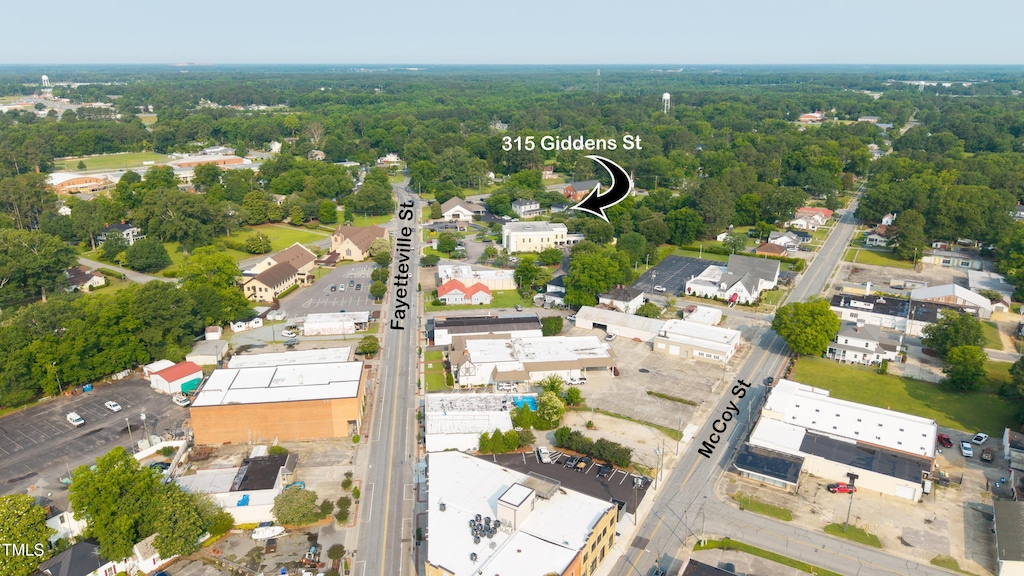 315 Giddens St, Clinton, NC 28328 - aerial view of property and surrounding area with nearby suburban area