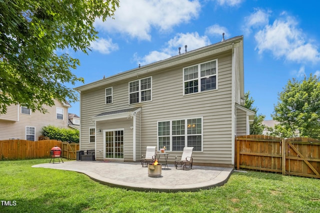 304 Forbes Rd, Wake Forest, NC 27587 - back of property with a patio area and a fenced backyard