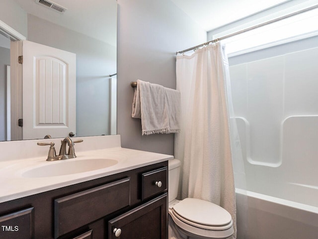 157 E Wilson St, Clayton, NC 27520 - full bath with vanity and shower / tub combo