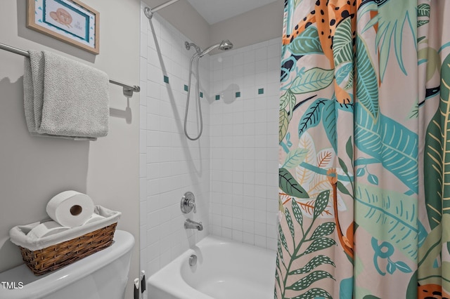 100 Redfoot Run Rd, Chapel Hill, NC 27516 - bathroom featuring shower / bathtub combination with curtain and toilet