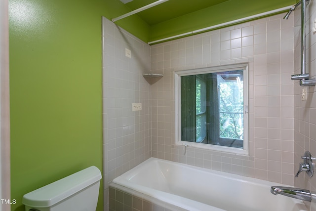 820 Runnymede Rd, Raleigh, NC 27607 - full bath featuring tiled shower / bath combo