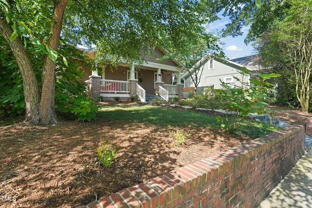 211 W Trinity Ave, Durham, NC 27701 - view of front facade with a porch