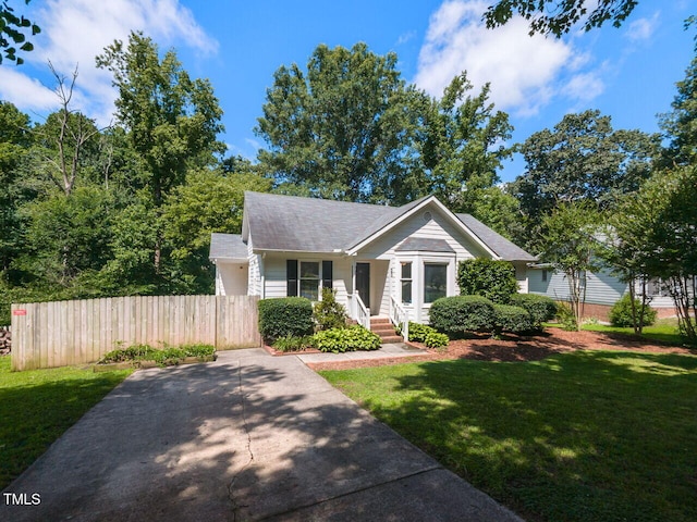 23 Joci Ct, Durham, NC 27704 - bungalow-style home with a shingled roof