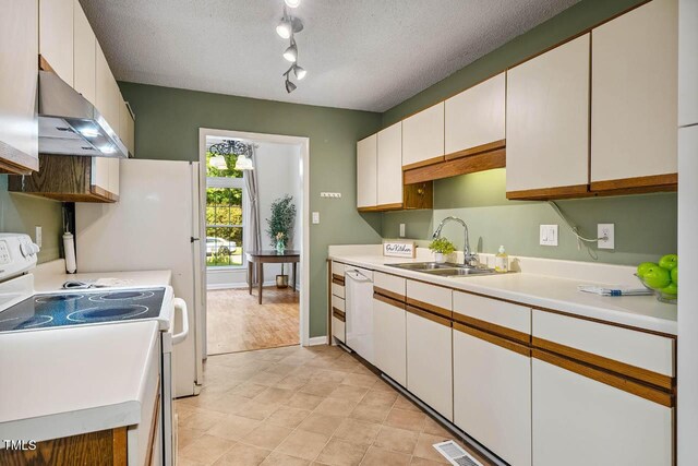 4117 Olde Coach Rd, Durham, NC 27707 - photo 16