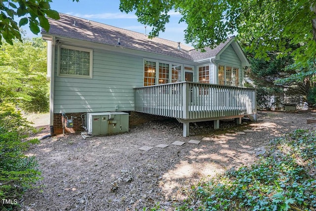 125 Chimney Rise Dr, Cary, NC 27511 - back of property featuring a wooden deck