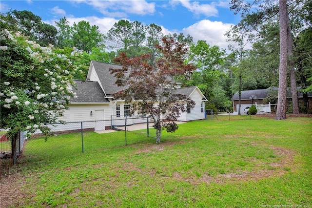 4010 Arcadia Ct, Fayetteville, NC 28311 - view of yard