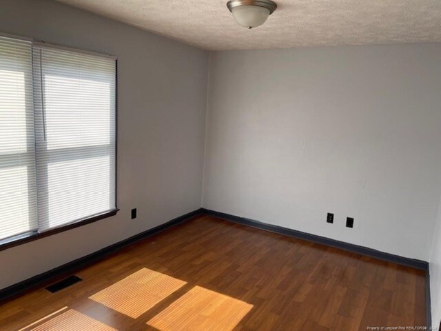 6623 Pacific Ave, Fayetteville, NC 28314 - photo 11