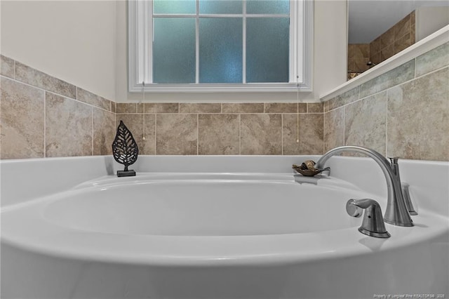 4817 Kiara Dr, Hope Mills, NC 28348 - bathroom featuring a garden tub