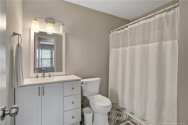 6501 Senator Dr, Fayetteville, NC 28304 - full bathroom with vanity and a shower with curtain